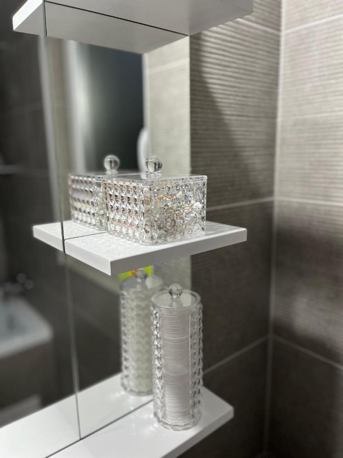 Apartament Modern Cu O Camera Appartement Timişoara Buitenkant foto