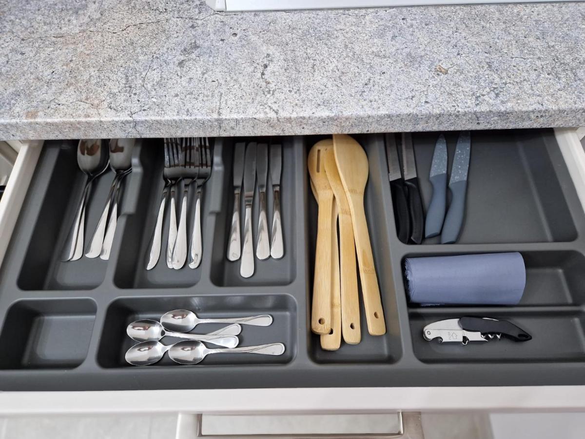 Apartament Modern Cu O Camera Appartement Timişoara Buitenkant foto
