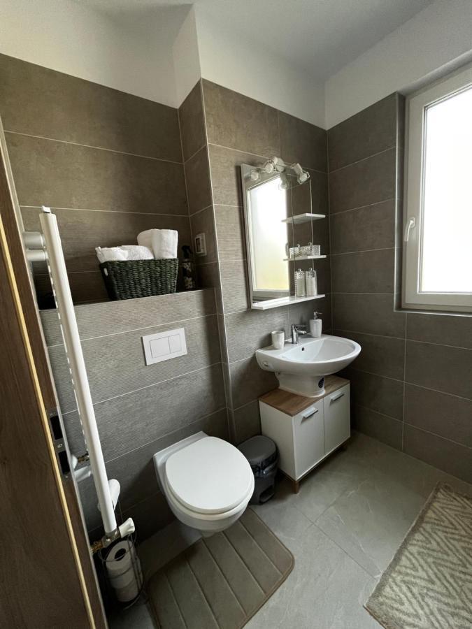 Apartament Modern Cu O Camera Appartement Timişoara Buitenkant foto